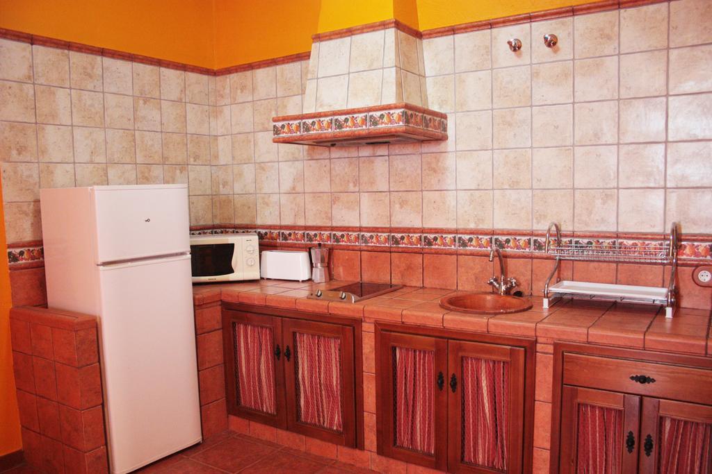 Apartamentos Trinidad Alange Room photo